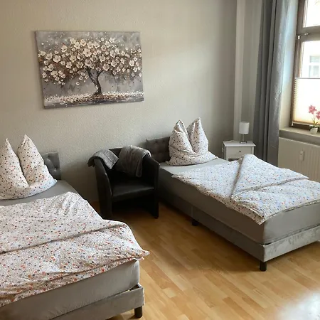 Gaestewohnung Am Stadtpark Apartment *