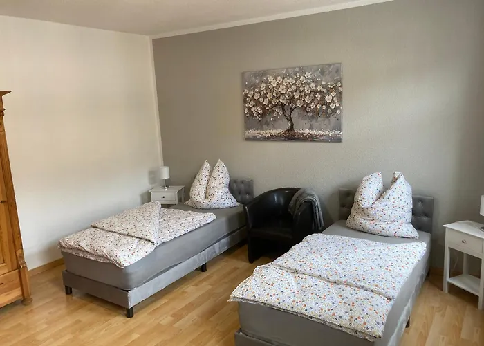 Gaestewohnung Am Stadtpark * ميرانه